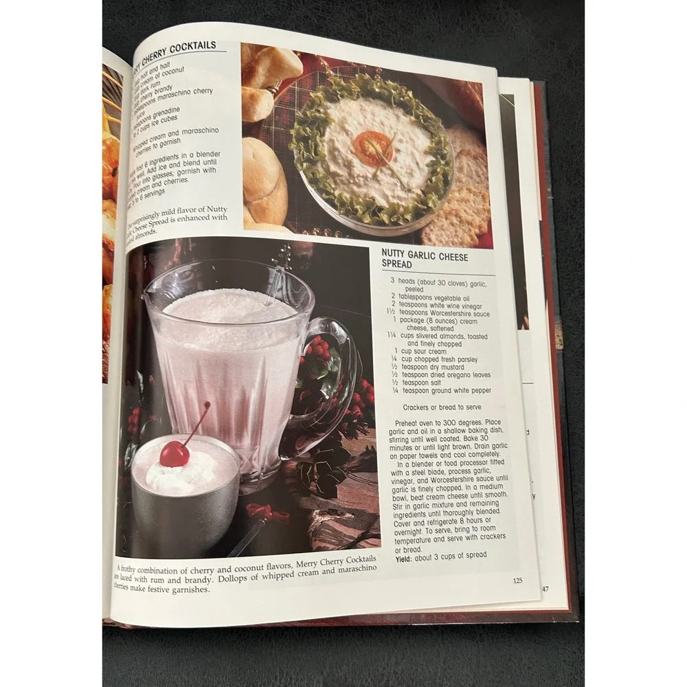 Leisure Arts The Spirit of Christmas Book Five Creative Holiday Ideas 1991